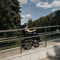 Pulse 390
