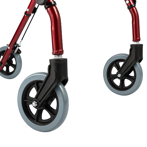 Цельнолитые передние и задние колёса